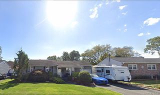 32 Lloyd Avenue, North Babylon, NY 11703