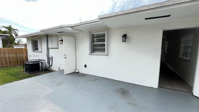 1809 NW 33rd St 1809, Miami, FL 33142