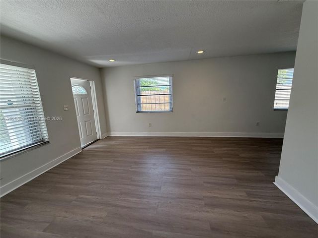 1809 NW 33rd St 1809, Miami, FL 33142