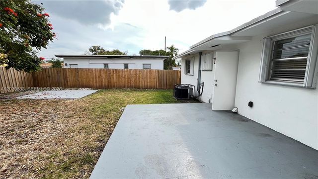 1809 NW 33rd St 1809, Miami, FL 33142