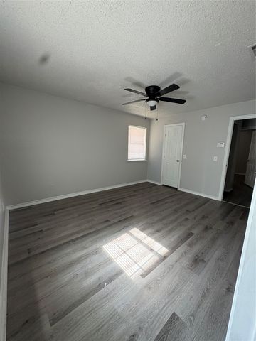 545 TUBBS, Rockwall, TX 75032