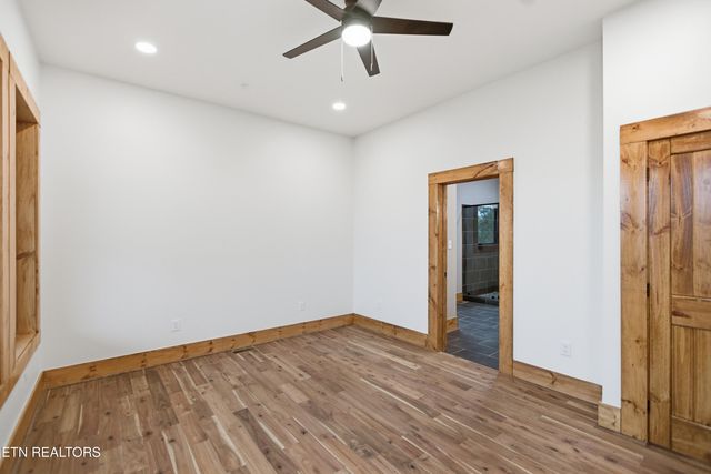 1950 Spurling Rd, Sevierville, TN 37862