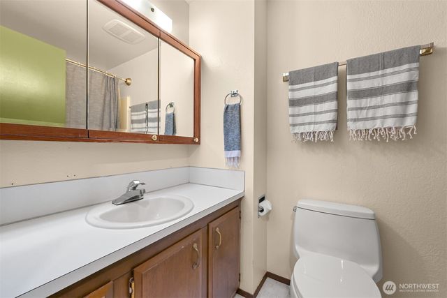 862 E Douglas, Bellingham, WA 98226
