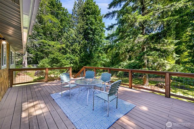 862 E Douglas, Bellingham, WA 98226