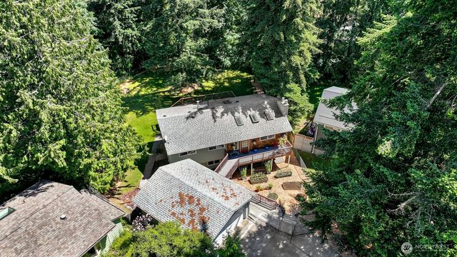 862 E Douglas, Bellingham, WA 98226