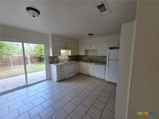 3409 Victoria Circle, Killeen, TX 76543