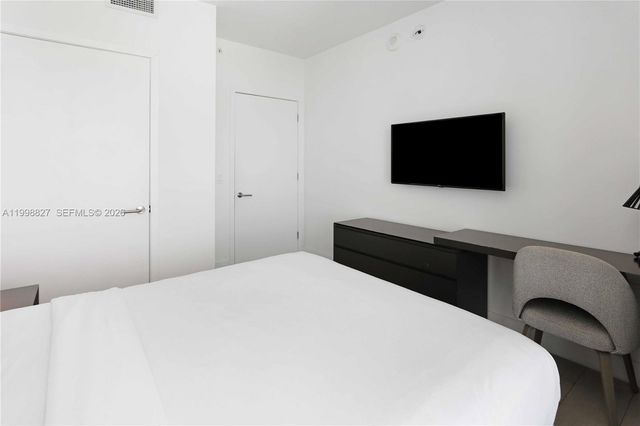 4010 S Ocean Dr T4004, Hollywood, FL 33019