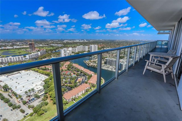 4010 S Ocean Dr T4004, Hollywood, FL 33019