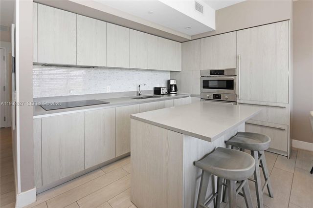 4010 S Ocean Dr T4004, Hollywood, FL 33019