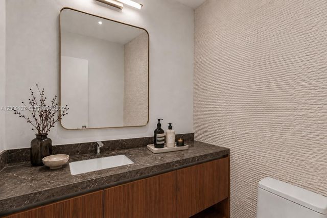 175 SE 25th Road 3602, Miami, FL 33129