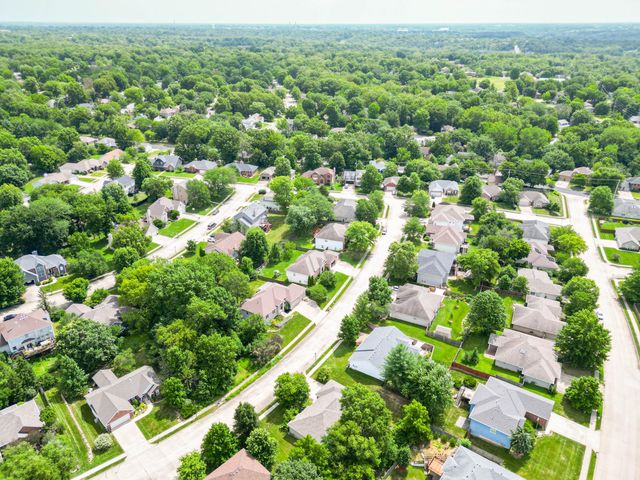 3804 ADDISON DR, Columbia, MO 65203