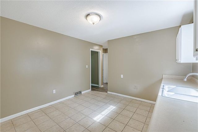 1845 Ewing Avenue, Kansas City, MO 64126