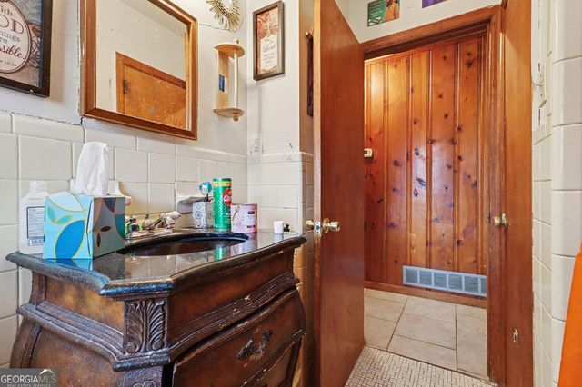 1551 Rex Road, Morrow, GA 30260