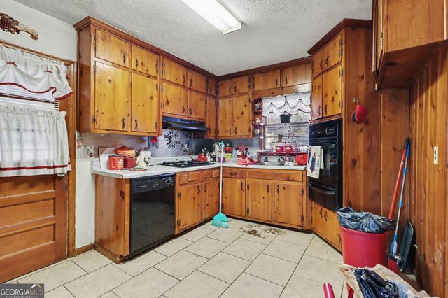 1551 Rex Road, Morrow, GA 30260