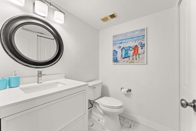 40 NE Plantation Road 306, Stuart, FL 34996