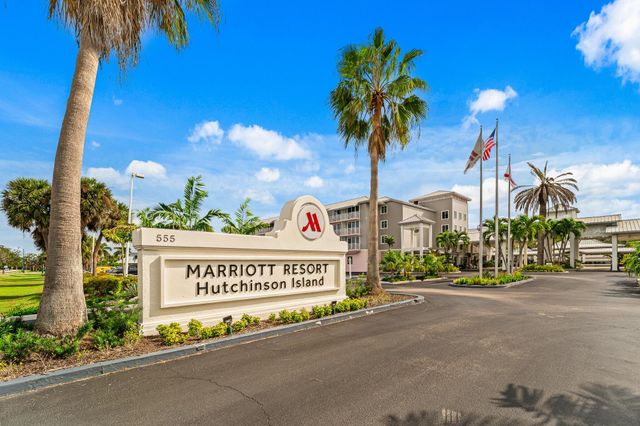 40 NE Plantation Road 306, Stuart, FL 34996