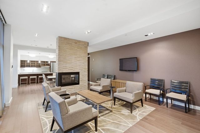 43 Westland Ave 510, Boston, MA 02115