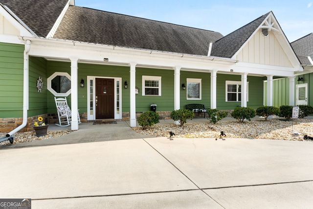 150 Crestview Road, Jackson, GA 30233