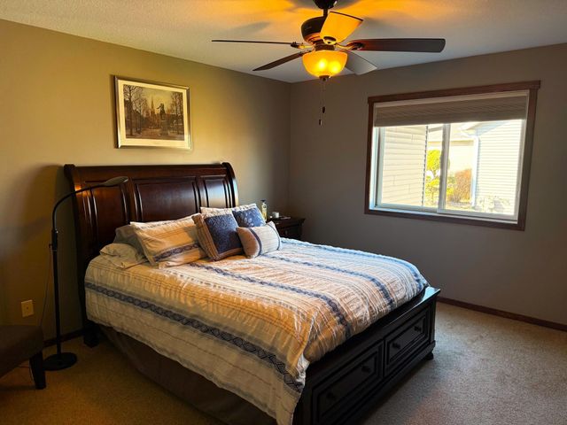 4029 Stone Point Drive NE, Rochester, MN 55906