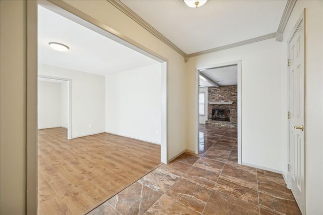 10718 Inwood Drive, Houston, TX 77042