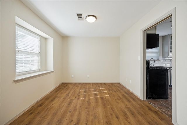 10718 Inwood Drive, Houston, TX 77042