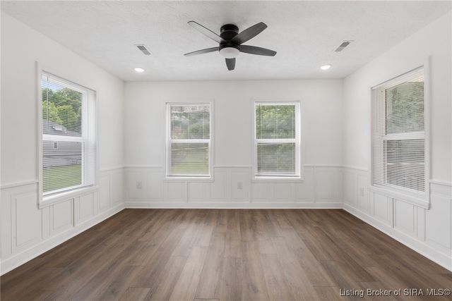 4818 Upper River Road, Jeffersonville, IN 47130
