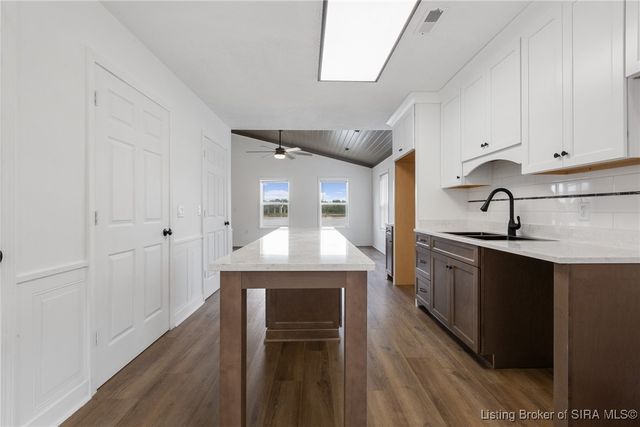 4818 Upper River Road, Jeffersonville, IN 47130