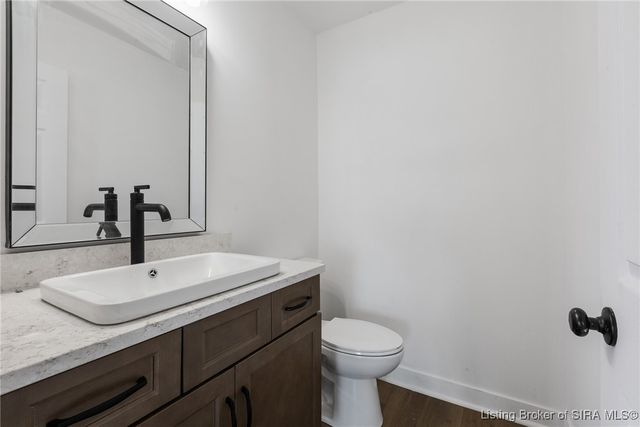 4818 Upper River Road, Jeffersonville, IN 47130