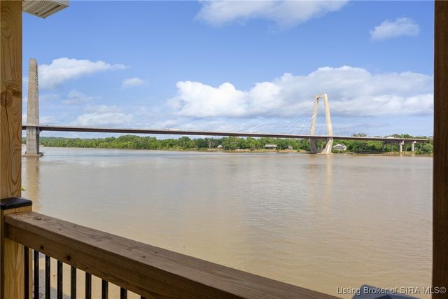 4818 Upper River Road, Jeffersonville, IN 47130