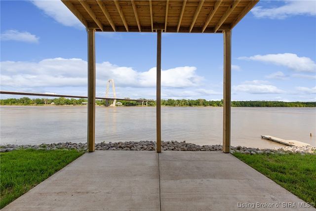 4818 Upper River Road, Jeffersonville, IN 47130