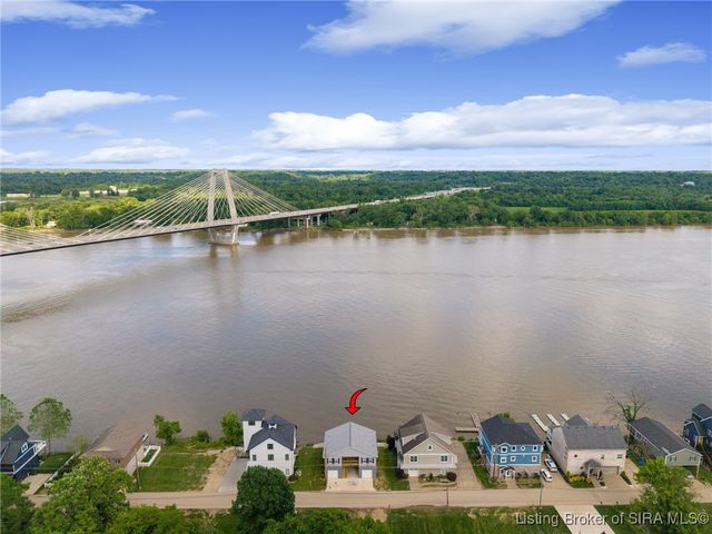 4818 Upper River Road, Jeffersonville, IN 47130
