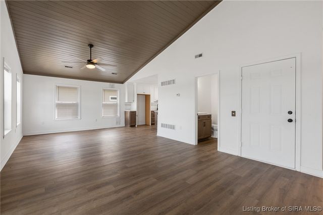 4818 Upper River Road, Jeffersonville, IN 47130