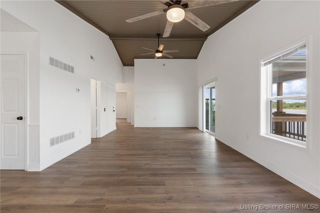 4818 Upper River Road, Jeffersonville, IN 47130