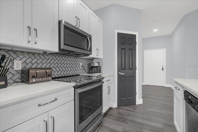 7671 COMROW STREET 303, Kissimmee, FL 34747