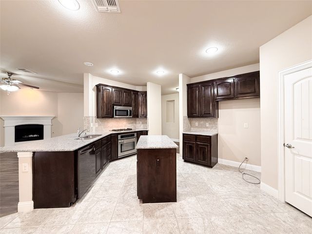 126 Wilmington Drive, Fate, TX 75189