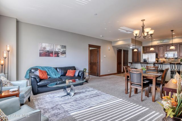 2051 N Main St, 208 208, Coeur D'alene, ID 83814