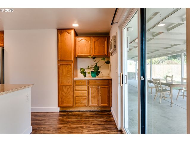 2925 VAN Ave, Eugene, OR 97401