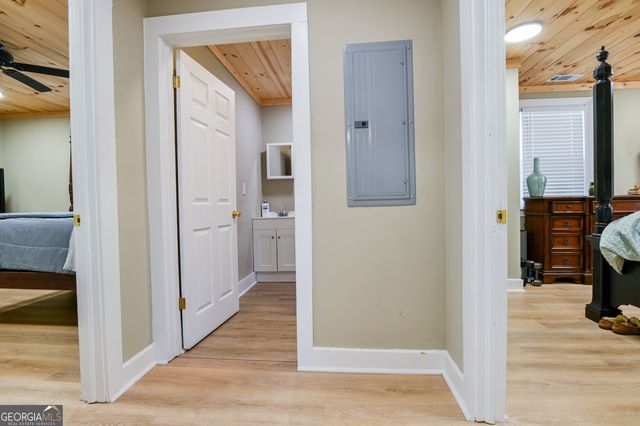 1160 Moody Street, Union Point, GA 30669