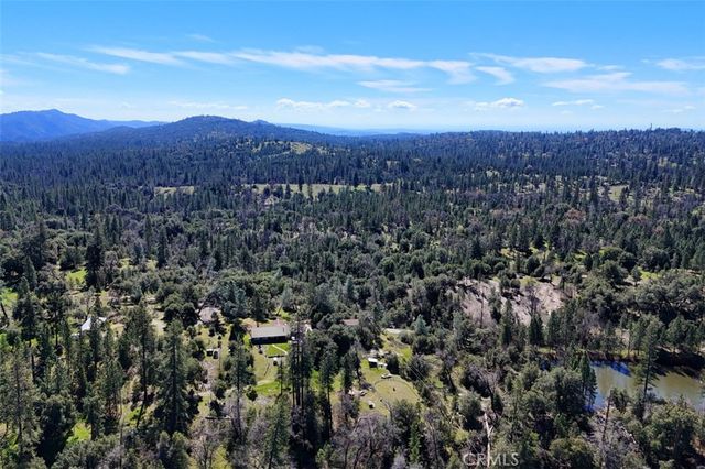 3181 B Triangle Park Drive, Mariposa, CA 95338