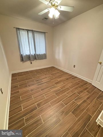 7439 LONG PINE DR, Springfield, VA 22151