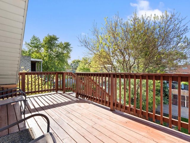 7205 JACKSON Boulevard, Forest Park, IL 60130
