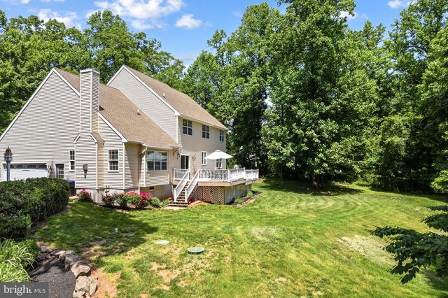 2076 SAINT PETERS RD, Pottstown, PA 19465