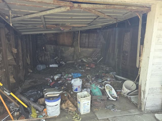 13036 Filbert Street, Detroit, MI 48205