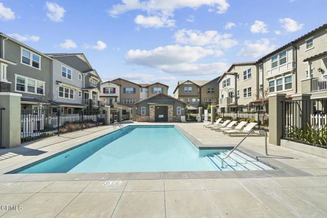 586 Apricot Lane, Fillmore, CA 93015