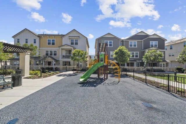 586 Apricot Lane, Fillmore, CA 93015