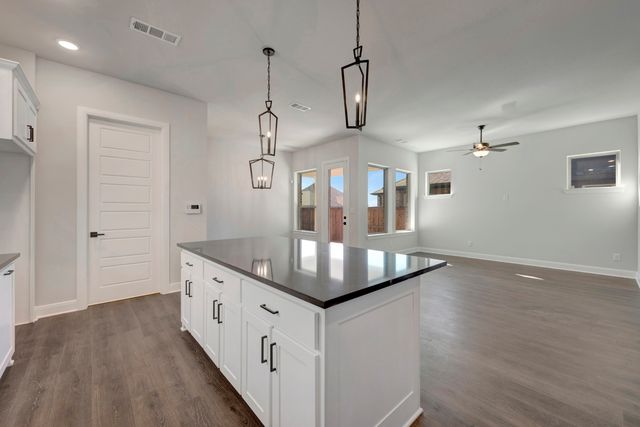 1857 Lightner Road, Van Alstyne, TX 75495