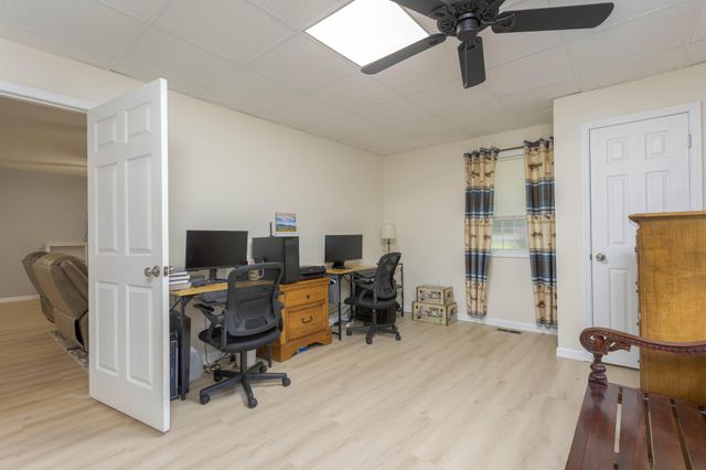 8664 Old Dixie Highway, Spring City, TN 37381