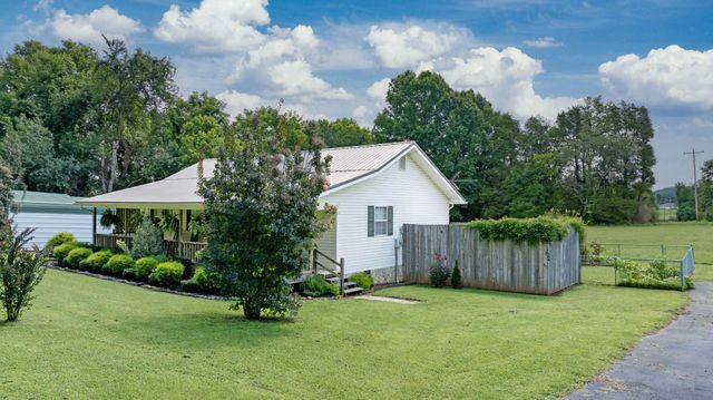 8664 Old Dixie Highway, Spring City, TN 37381