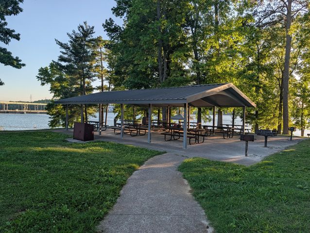 8664 Old Dixie Highway, Spring City, TN 37381
