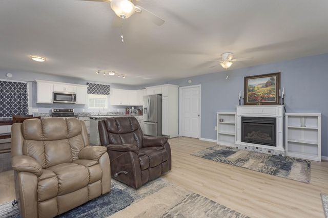 8664 Old Dixie Highway, Spring City, TN 37381